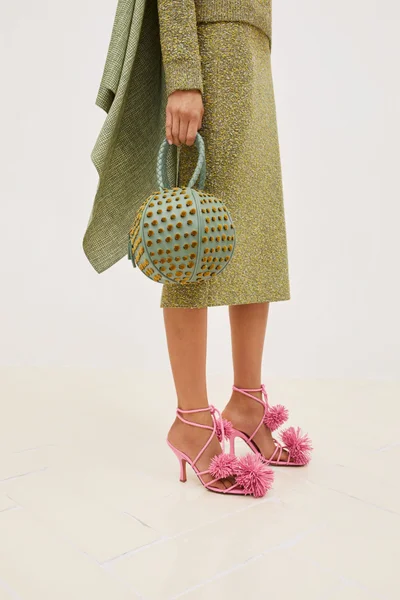 Look 8
